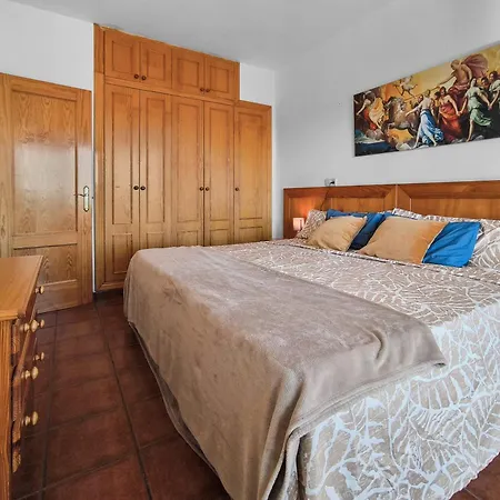 Vitvi -- Ronda3-planta 16-king Size Bed Apartment *