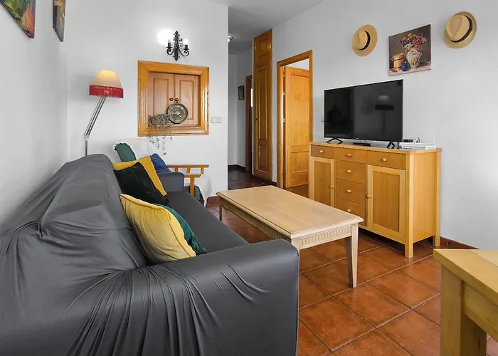 Vitvi -- Ronda3-planta 16-king Size Bed Apartment Fuengirola